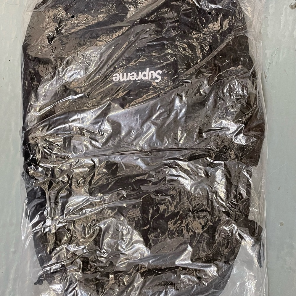 Supreme black backpack "fw20" new with tags and original packaging